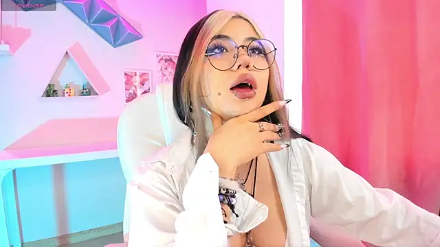 pinkk deemon online show from 18, 10, 2025