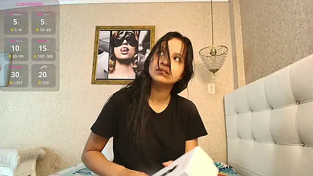 Miladiosa online show from 19, 12, 2025