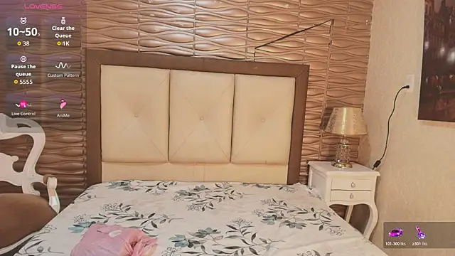 Miladiosa online show from 10, 4, 2026