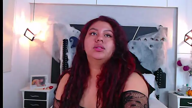 Snapshot of CloeStron chatting on 20, 10, 2025 CloeStron online show from 20, 10, 2025