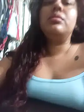 Snapshot of CloeStron chatting on 3, 11, 2025 CloeStron online show from 3, 11, 2025