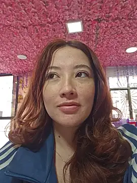 Snapshot of lunnaa_ chatting on 26, 6, 2026 lunnaa online show from 26, 6, 2026