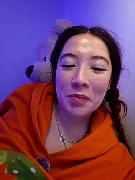 lunnaa  online show from 11, 2, 2026