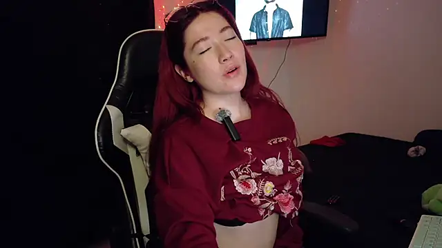 lunnaa  online show from 22, 10, 2025