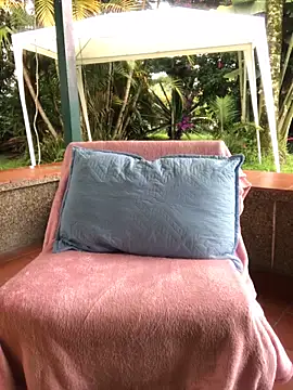 SophiaGuzman online show from 24, 2, 2026