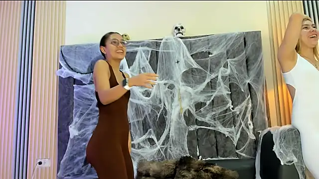 Snapshot of rubby_lux chatting on 11, 10, 2025 rubby lux online show from 11, 10, 2025