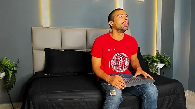 MikePark  online show from 11, 9, 2025