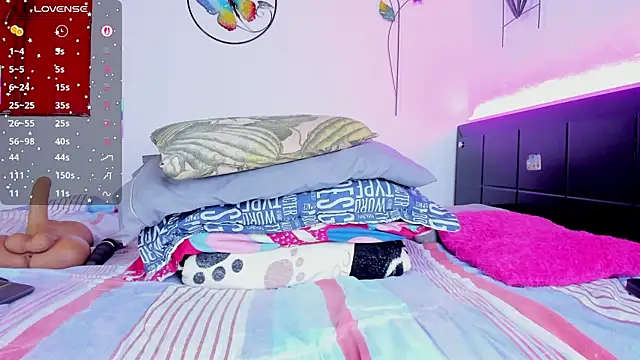  DulceFuego online show from 7, 4, 2026