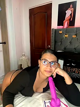 ema zoe online show from 8, 10, 2025
