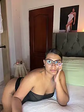 Snapshot of ema_zoe chatting on 21, 6, 2026 ema zoe online show from 21, 6, 2026