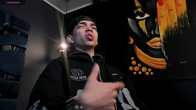 Snapshot of Eryonbradley chatting on 1, 12, 2025 Eryonbradley online show from 1, 12, 2025