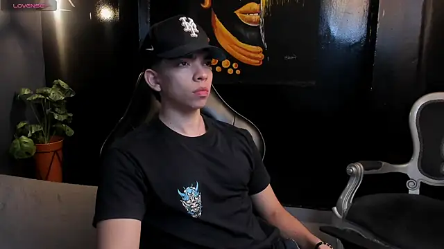 Snapshot of Eryonbradley chatting on 29, 11, 2025 Eryonbradley online show from 29, 11, 2025