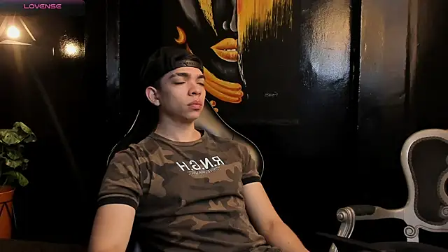 Snapshot of Eryonbradley chatting on 1, 11, 2025 Eryonbradley online show from 1, 11, 2025