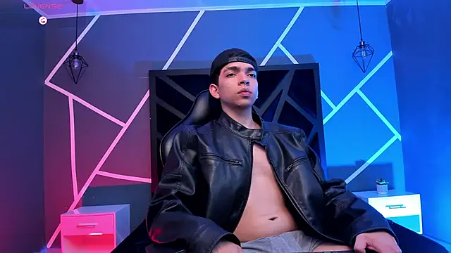 Eryonbradley online show from 13, 12, 2025