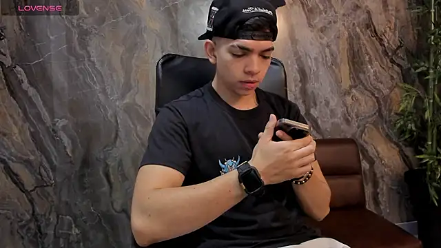 Eryonbradley online show from 10, 2, 2026