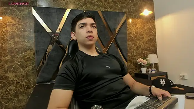 Eryonbradley online show from 24, 2, 2026