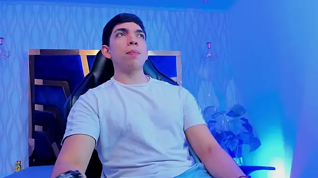 Eryonbradley online show from 24, 3, 2026