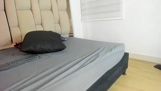 Mollyxketa1  online show from 21, 11, 2025