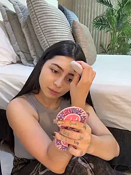 EmelyParker online show from 12, 4, 2026