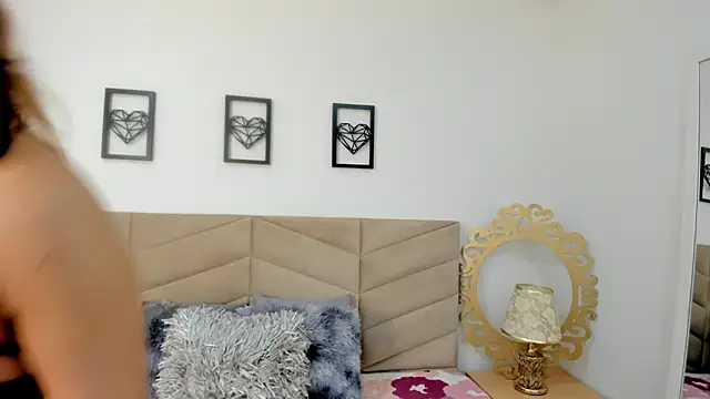 EvaViulet online show from 7, 11, 2025