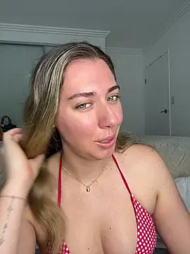Snapshot of louiseberkeley chatting on 20, 7, 2026 louiseberkeley online show from 20, 7, 2026