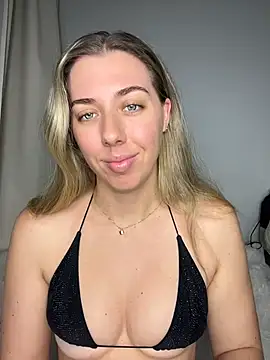 Snapshot of louiseberkeley chatting on 25, 5, 2026 louiseberkeley online show from 25, 5, 2026