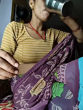 Snapshot of Sonam_pandeyji chatting on 19, 7, 2026 Sonam pandeyji online show from 19, 7, 2026