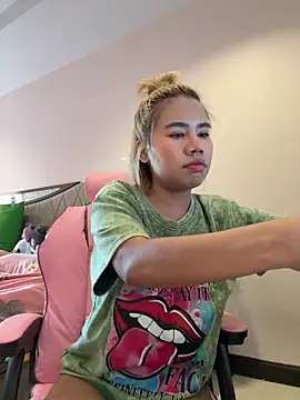 Snapshot of Kath_C chatting on 25, 9, 2025 Kath C online show from 25, 9, 2025