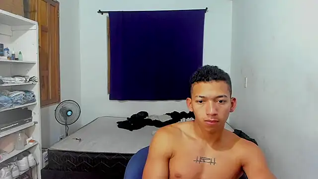 Snapshot of JuanchiT66 chatting on 8, 10, 2025 JuanchiT66 online show from 8, 10, 2025