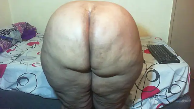 XXXBBMWCAROL online show from 24, 9, 2025