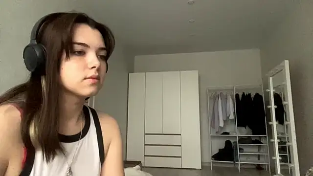 PUP PUP Sea online show from 5, 10, 2025