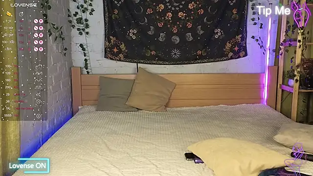 Bekky Hammon online show from 14, 10, 2025