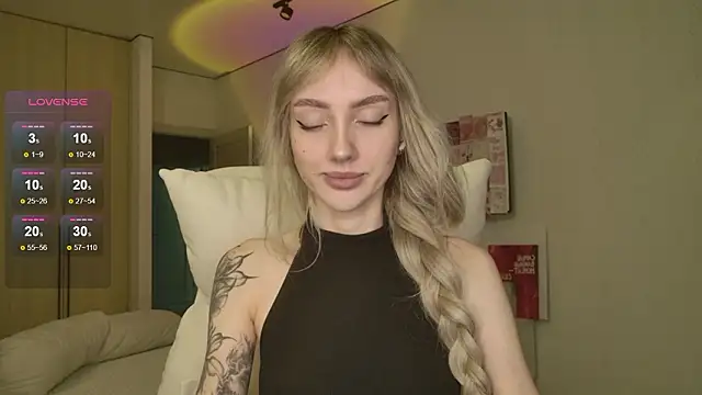 Snapshot of Lunainnk chatting on 21, 2, 2026 Lunainnk online show from 21, 2, 2026