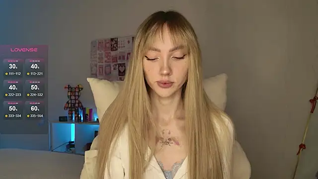 Snapshot of Lunainnk chatting on 15, 1, 2026 Lunainnk online show from 15, 1, 2026