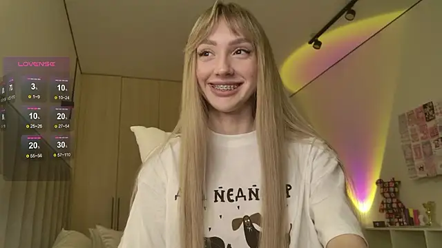 Snapshot of Lunainnk chatting on 10, 2, 2026 Lunainnk online show from 10, 2, 2026