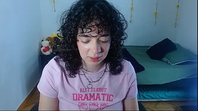 Snapshot of sajecrismaa chatting on 5, 6, 2026 sajecrismaa online show from 5, 6, 2026