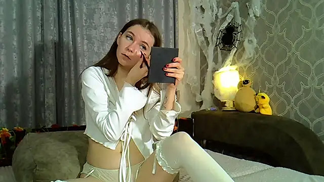 Little L1ss online show from 7, 11, 2025