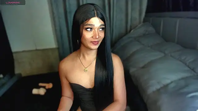 Snapshot of TrinityFucksYou chatting on 7, 7, 2026 TrinityFucksYou online show from 7, 7, 2026
