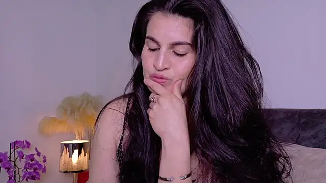 lizdevine online show from 10, 9, 2025