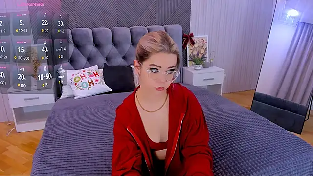 Snapshot of PrincessSlay chatting on 23, 12, 2025 PrincessSlay online show from 23, 12, 2025