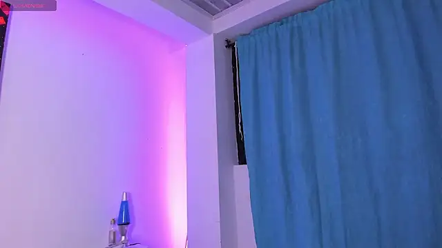 MiaVillalobos online show from 3, 2, 2026