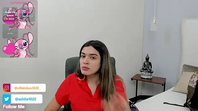 MiaVillalobos online show from 17, 10, 2025