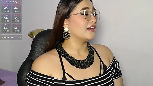 Snapshot of heluejamil chatting on 20, 10, 2025 heluejamil online show from 20, 10, 2025