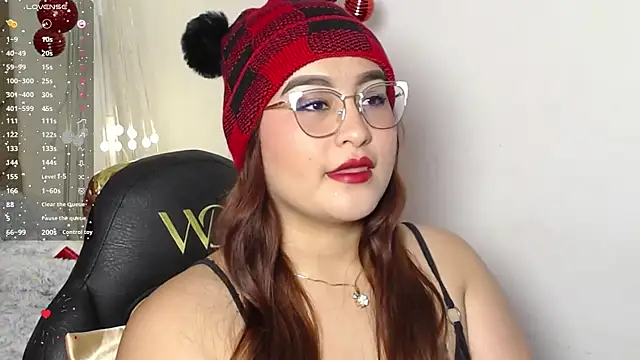 Snapshot of heluejamil chatting on 24, 11, 2025 heluejamil online show from 24, 11, 2025