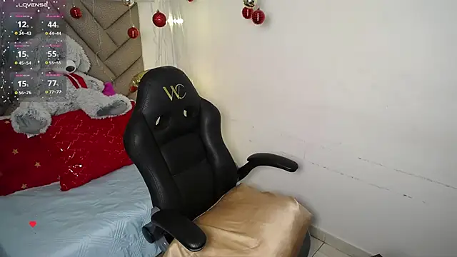 Snapshot of heluejamil chatting on 28, 11, 2025 heluejamil online show from 28, 11, 2025