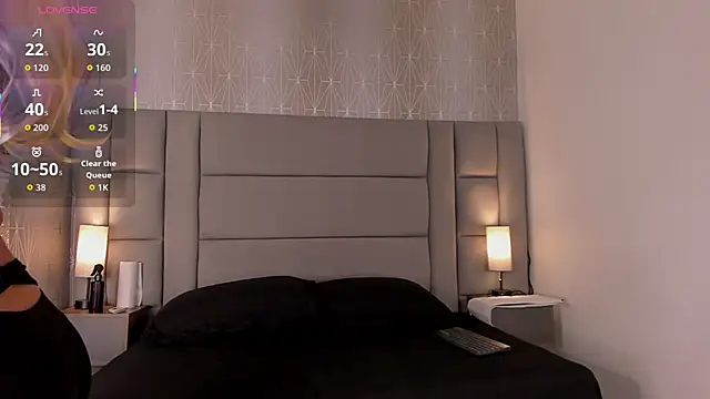 Mia-Medina online show from 21, 11, 2025