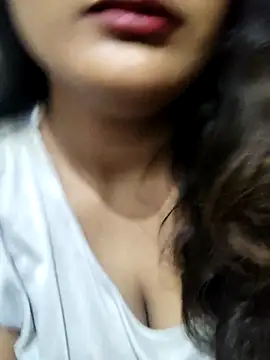 Cute pinkii online show from 31, 10, 2025