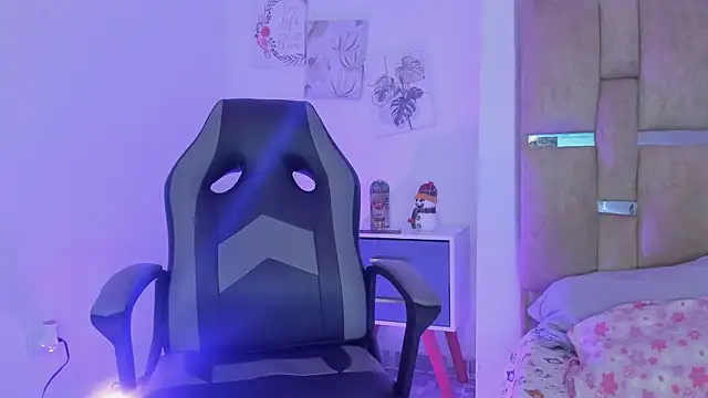 JulianaCarter online show from 15, 12, 2025