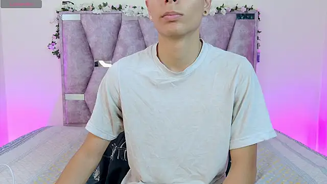 lana and liam  online show from 1, 11, 2025