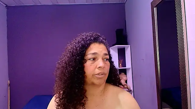 NinaBlazee online show from 6, 10, 2025